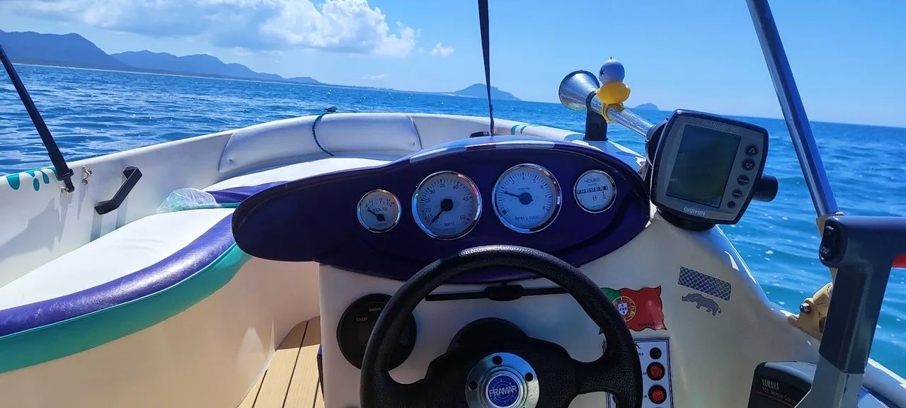 Lancha 15 Pés Focker Twister Motor 50 HP  com Power Trim - Foto 7