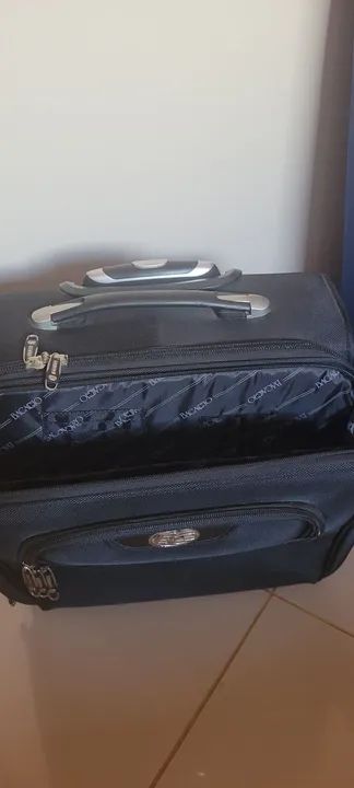 Mala de Viagem Preta com Rodinhas - Foto 4
