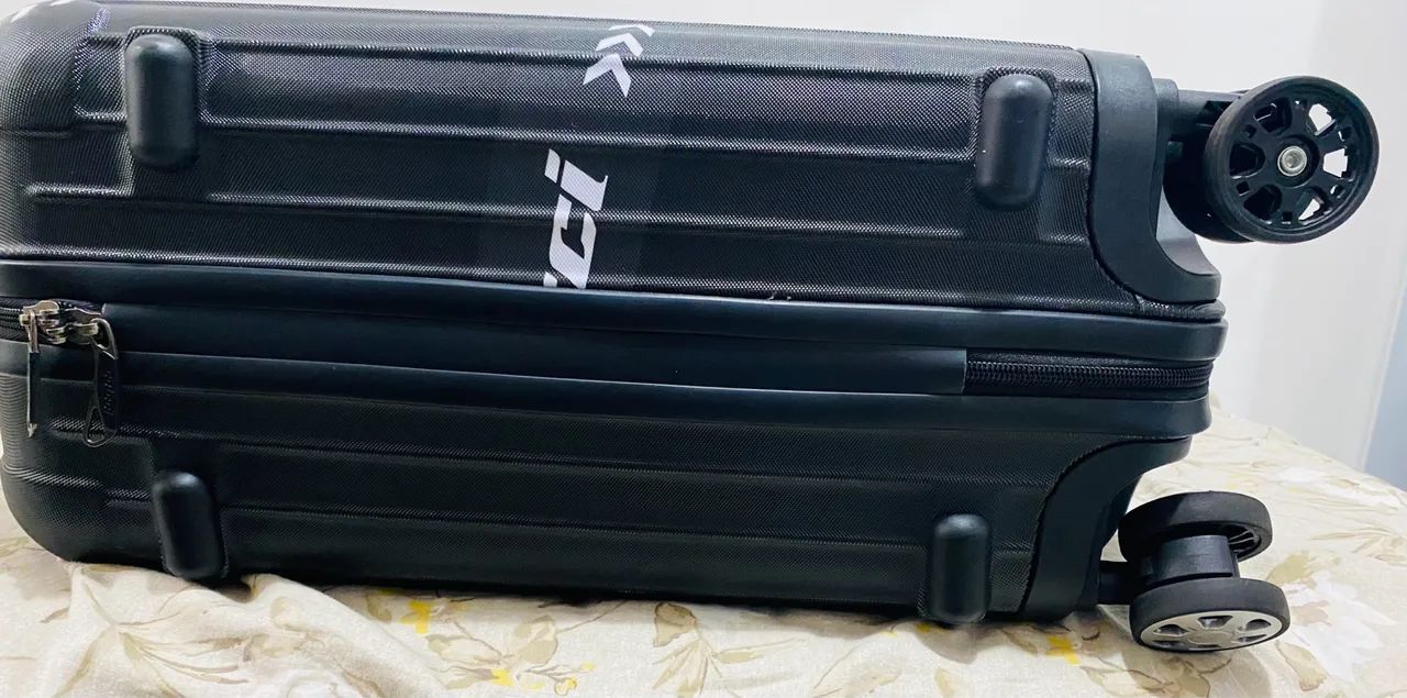 Mala de Viagem Colcci Preta - Foto 3