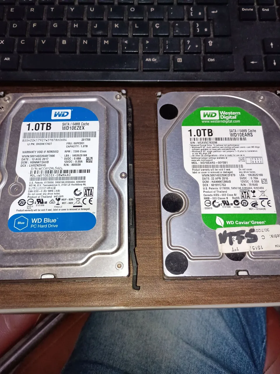 HD 1TB WD Blue e 1TB WD Caviar Green