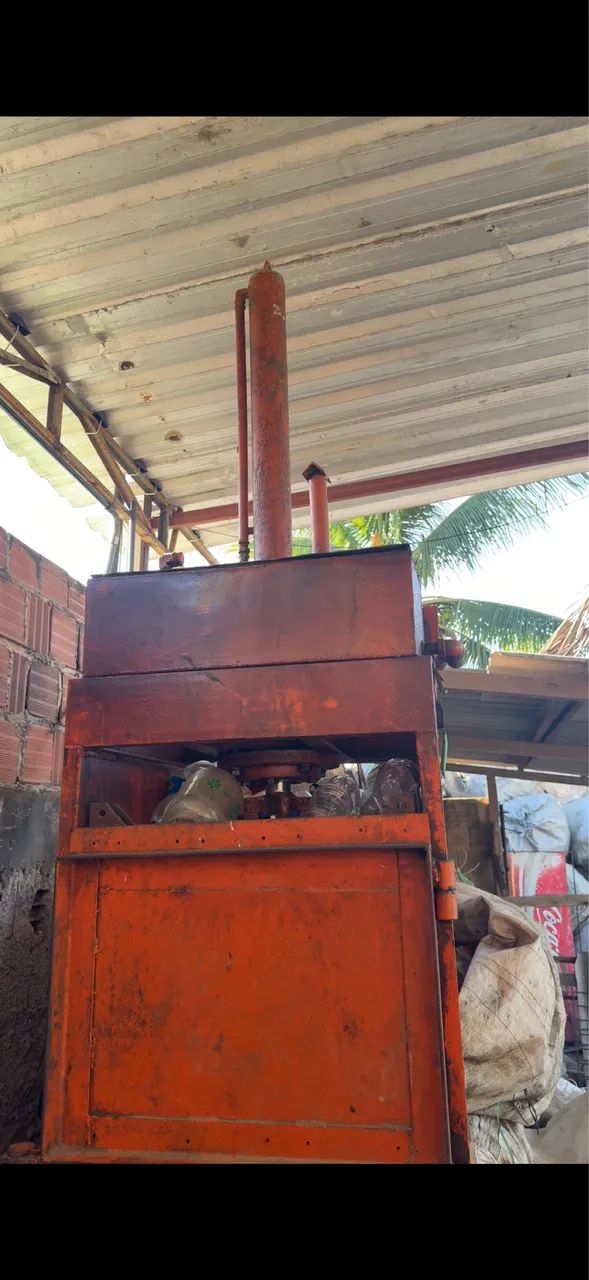 Prensa enfardadeira 12.000,00 pra hoje!!!  - Foto 2