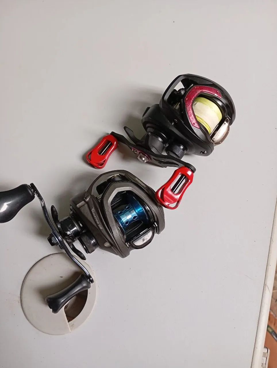 Carretilha de Pesca CC80 Daiwa e carretilha Venator - Foto 3