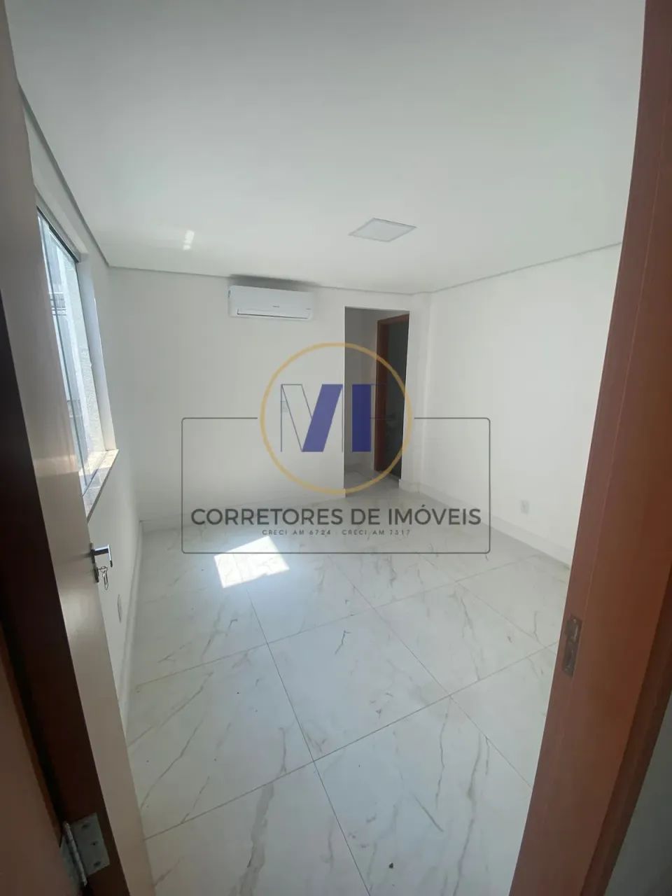 Prédio Comercial no Vieiralves todo em fino acabamento - Foto 13