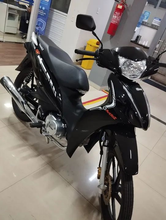 Avelloz 2025 zero km 