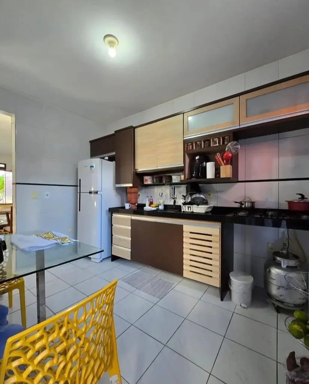 Imóvel para venda possui 90 metros quadrados com 2 quartos em Itapuã - Salvador - BA