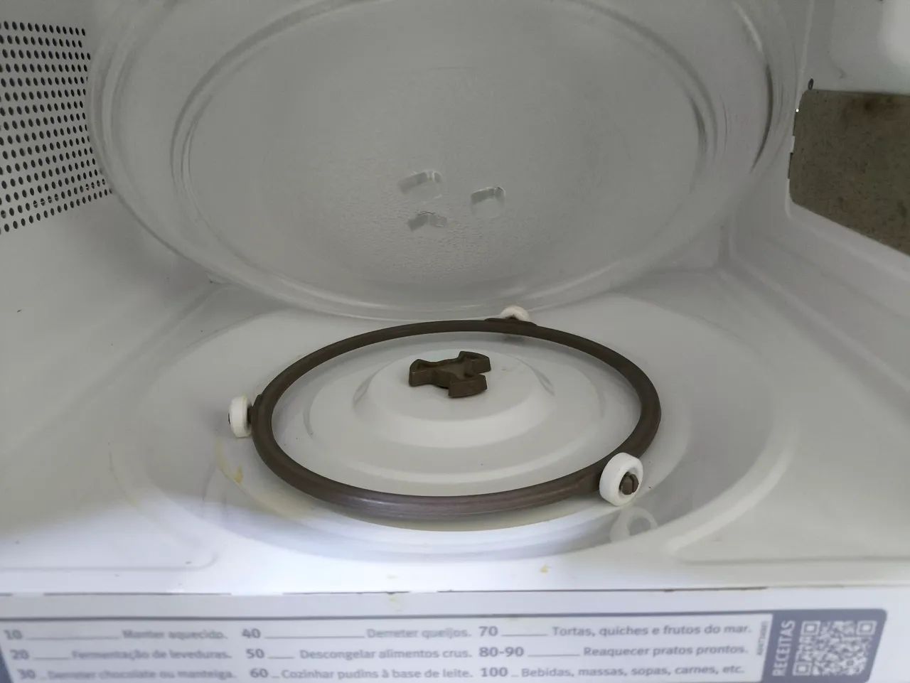 Microondas 110V -  20L Electrolux - Foto 4