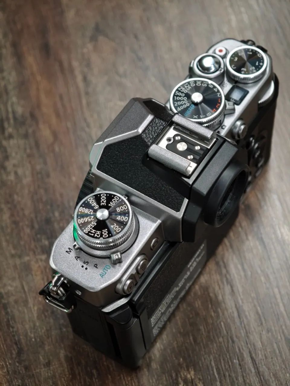 Camera Nikon ZFc prata corpo excelente - Foto 2