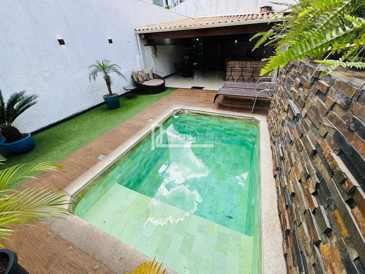 Casa Geminada Duplex com Piscina e Armários Planejados - BH - Copacabana - 2 Quartos (2 Su