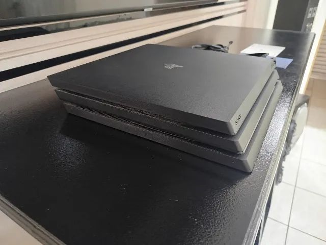 PS4 PRO 1TB Modelo CUH-7202B Consoles de Vídeo Game São João
