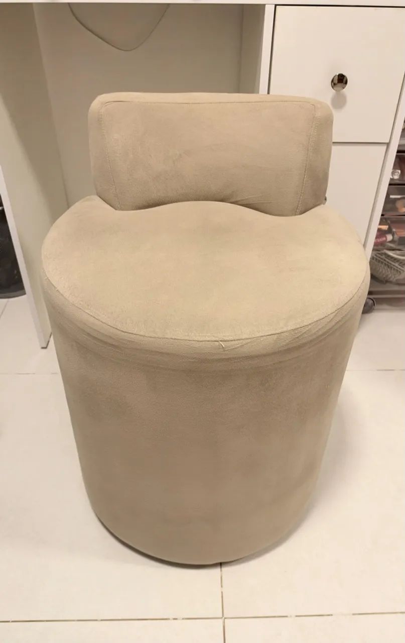 Vendo puff de veludo 