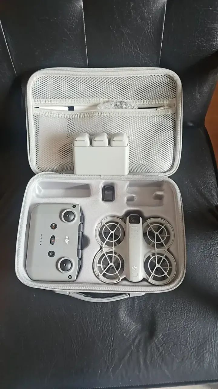 DJI Neo Fly More Combo
