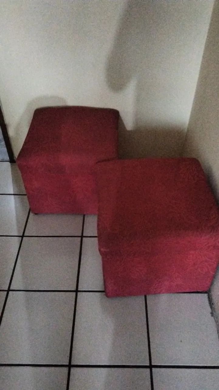 Vendo 2 Puffs Estofados - Ótimo Estado! - Foto 4