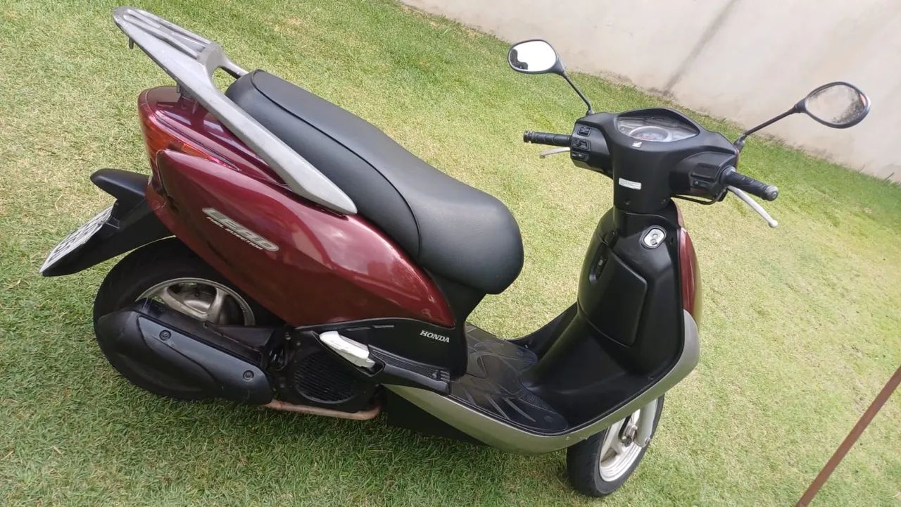 Honda Lead 110 - ano 2012 - Foto 3