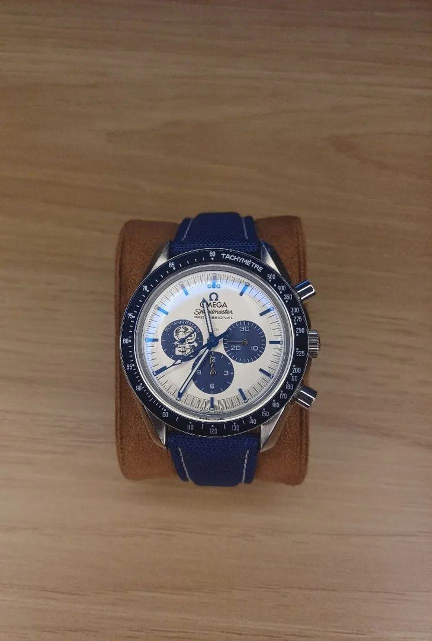 Relógio omega spedmaster Snoopy 