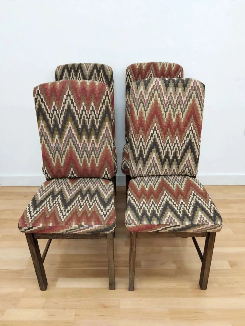 Conjunto de cadeiras 
