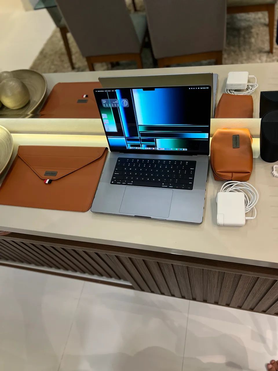 D*C様 H*o様 MacBook Pro 16インチ 年モデル M1 Pro MACBOOK PRO 16 M1 Pro impecável com acessórios - Notebooks