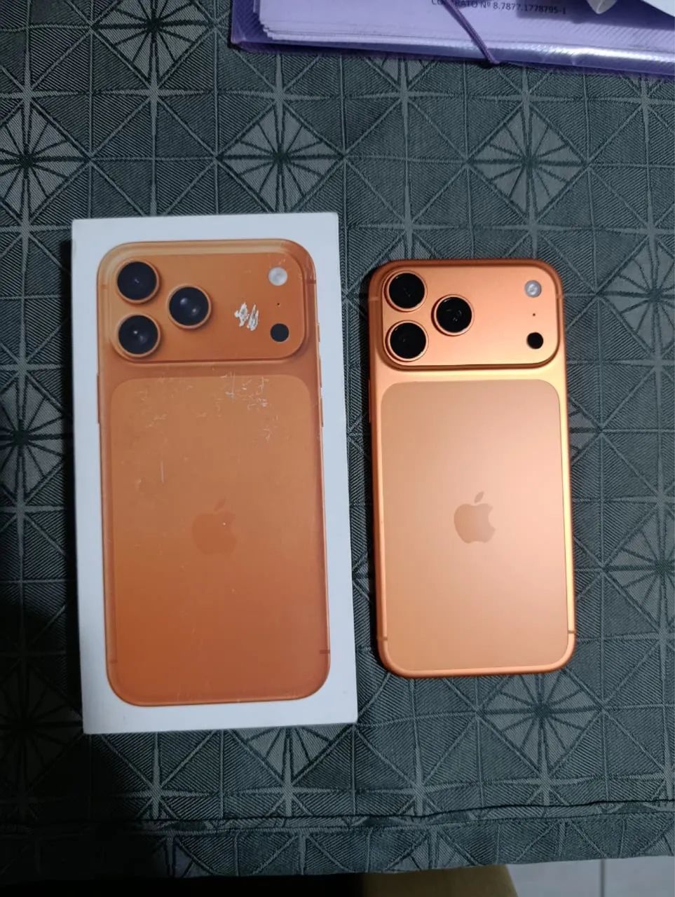 iPhone 17 pro Max laranja cósmico