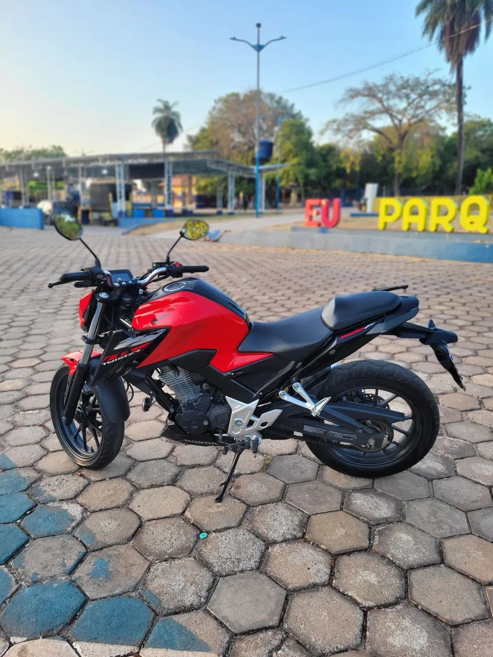 CB 300  - Foto 5