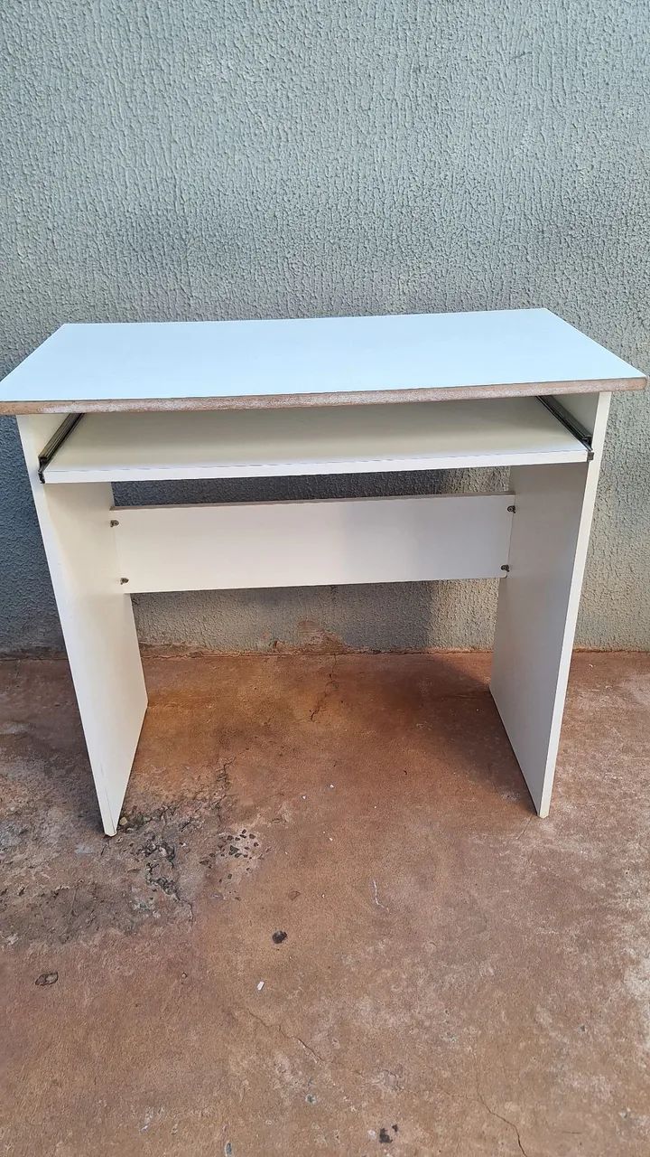 Mesa para estudo notebook reforçada 