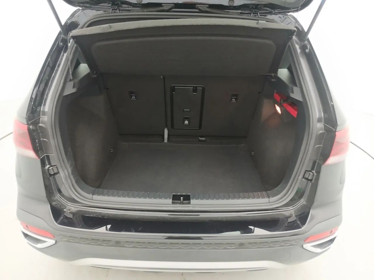 Volkswagen Taos Highline 1.4 250 TSI Flex Aut., foto 9 de 18