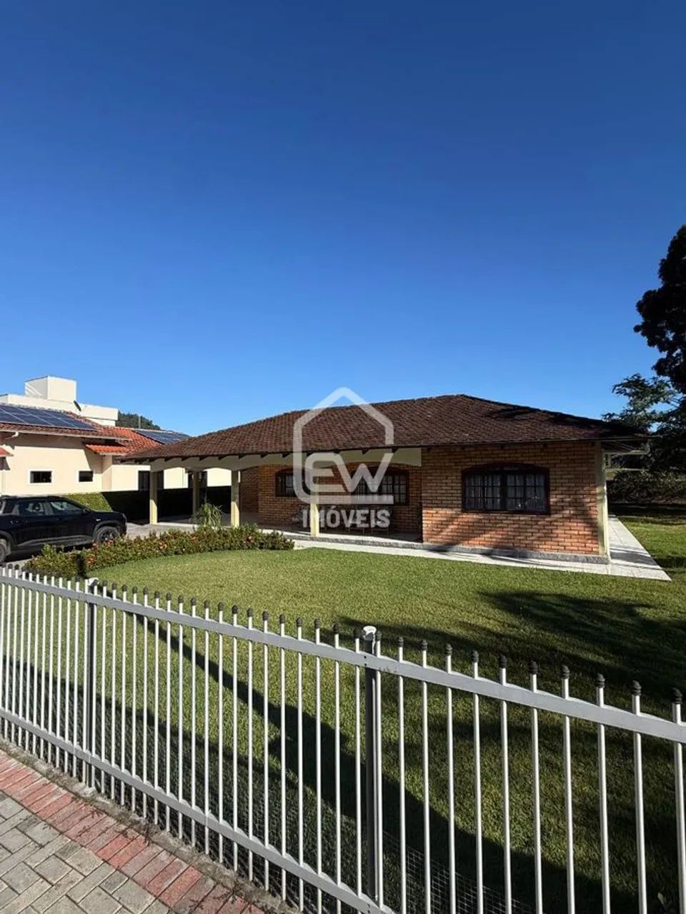 Casa com 250M² no Centro da Cidade de Massaranduba/Sc