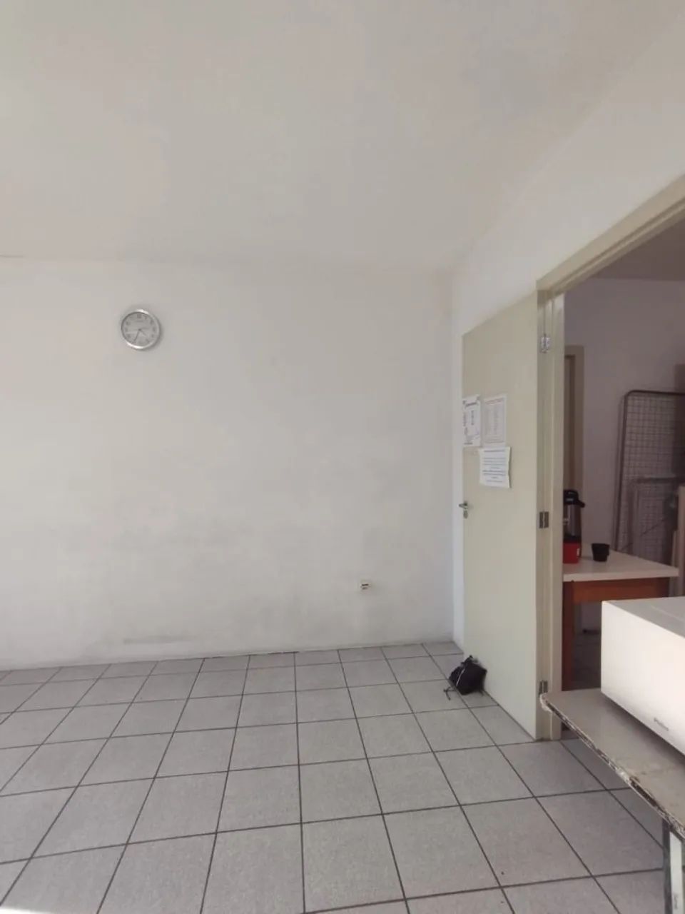 Sala comercial com 1 vaga para locação na Trindade. - Foto 4