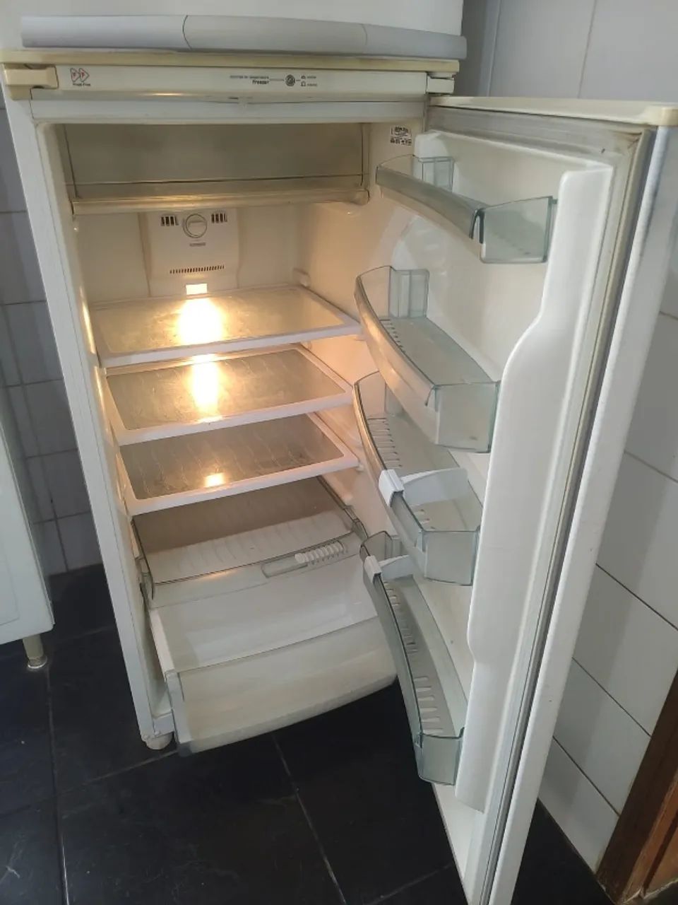 Geladeira Electrolux  - Foto 3
