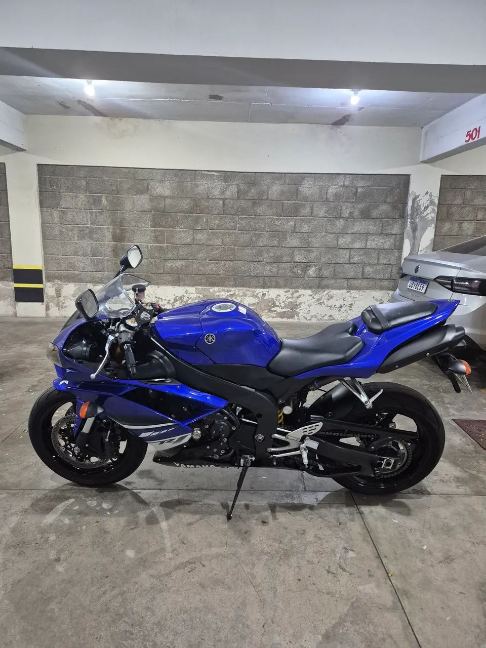 YAMAHA R1 2008 - Foto 2