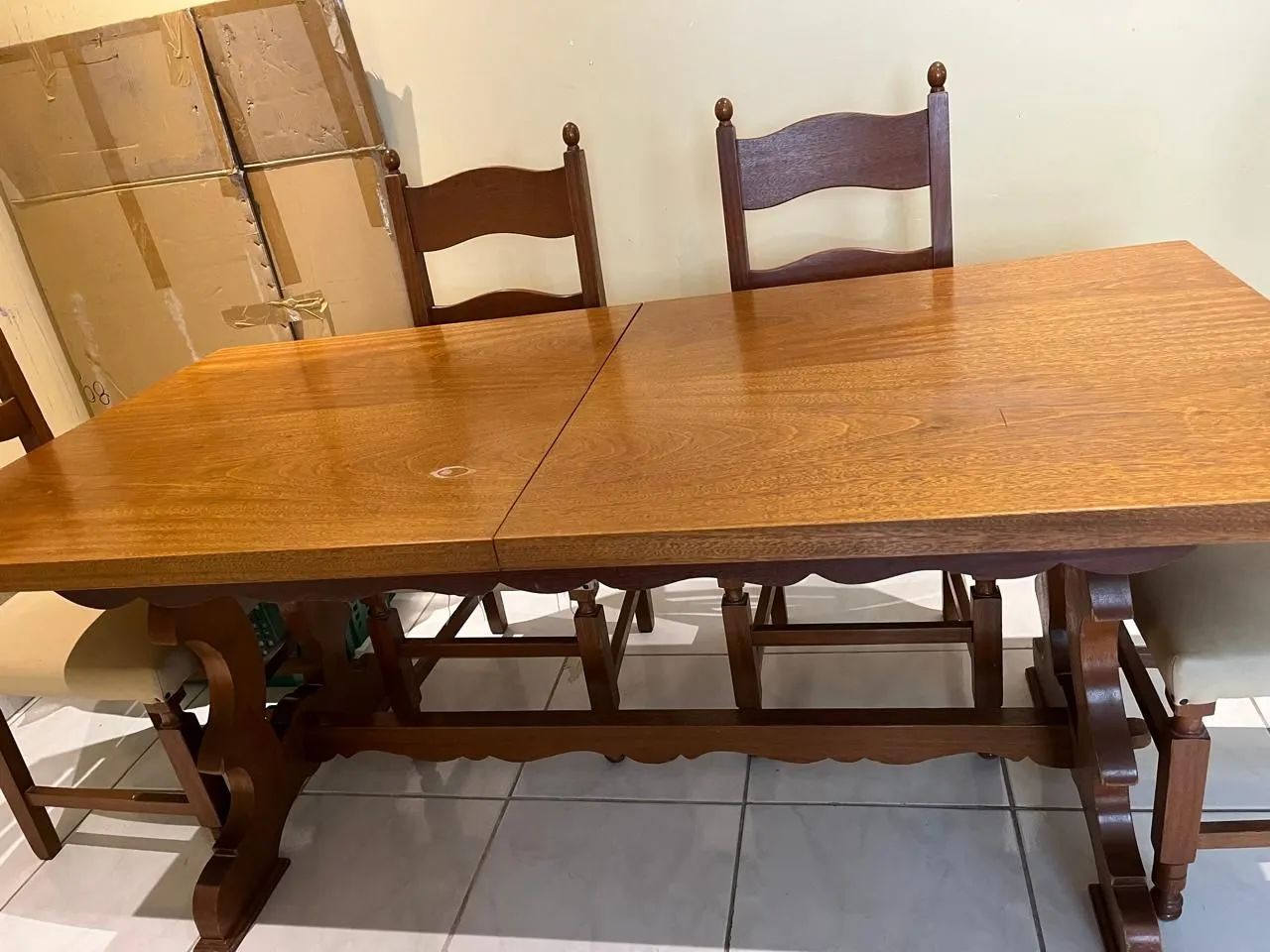 Mesa e móvel em madeira  - Foto 2