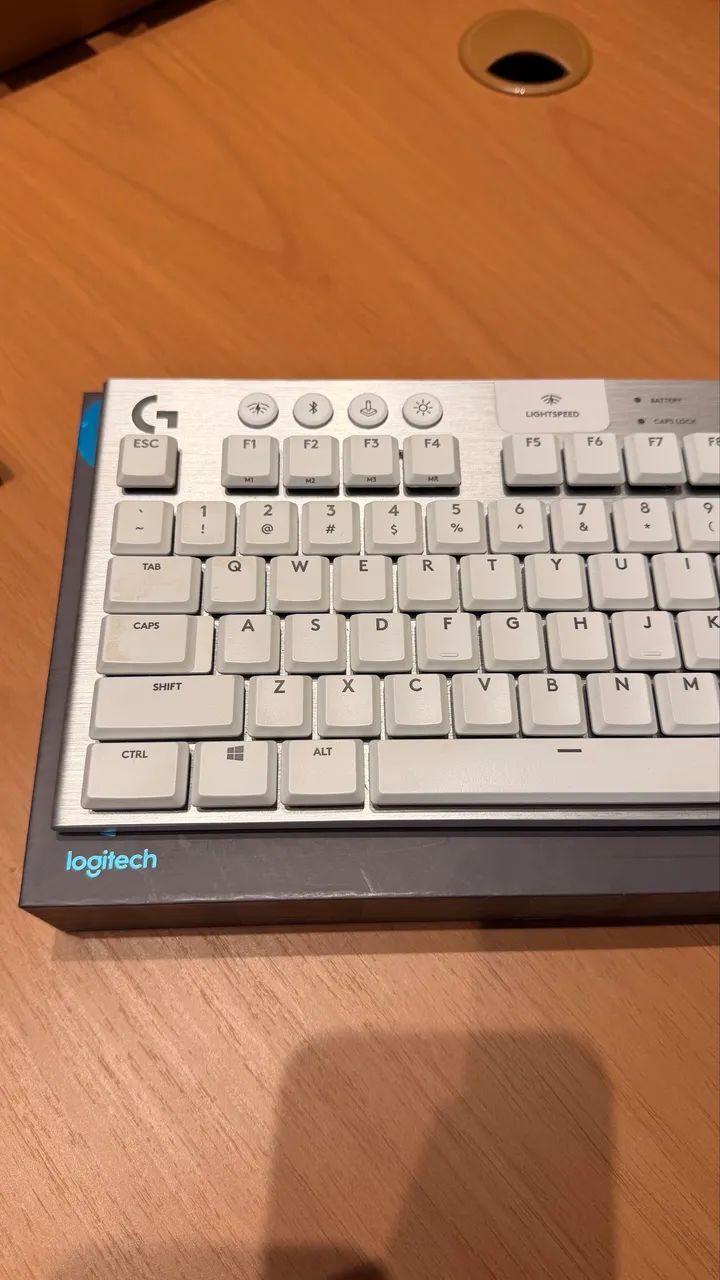 Teclado Logitech G915TKL Branco65082084116355120