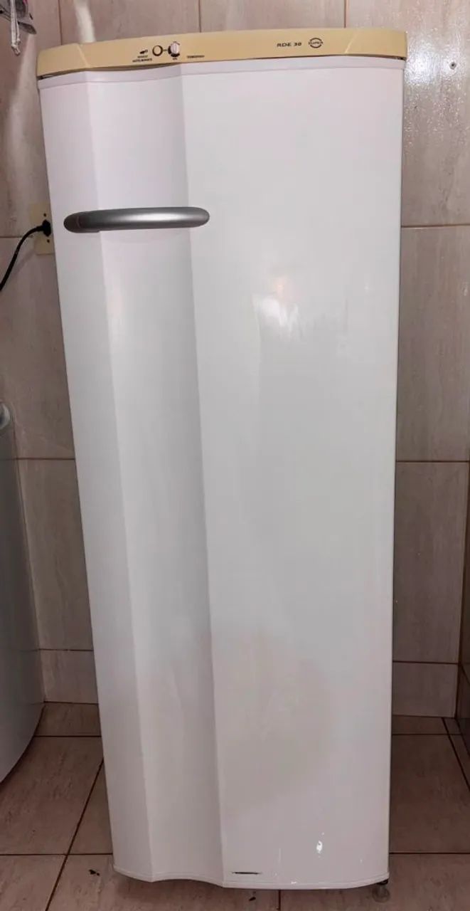 Geladeira 220w