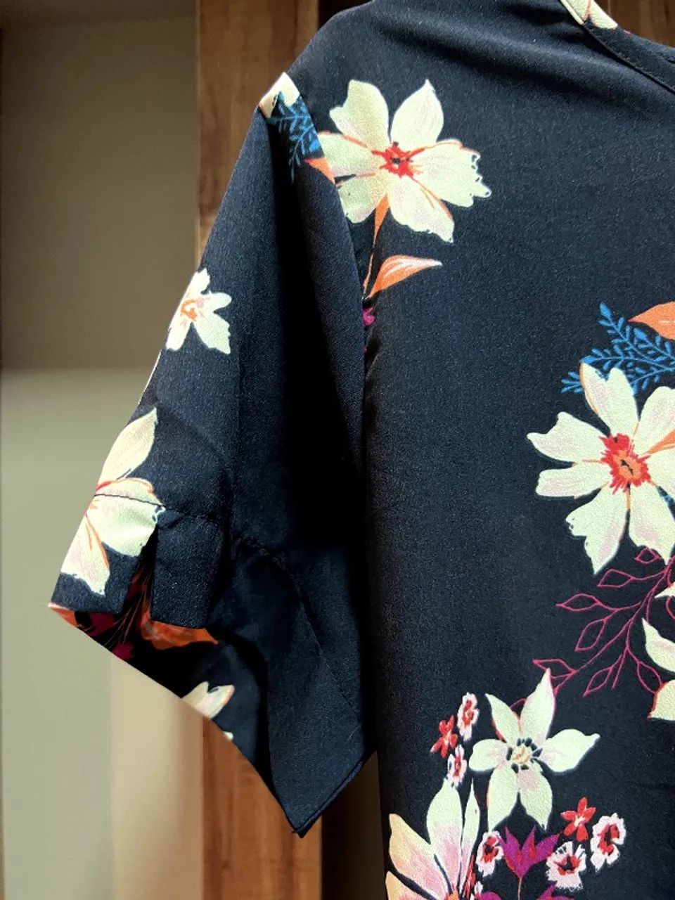 blusa Van Heusen azul marinho - Foto 4