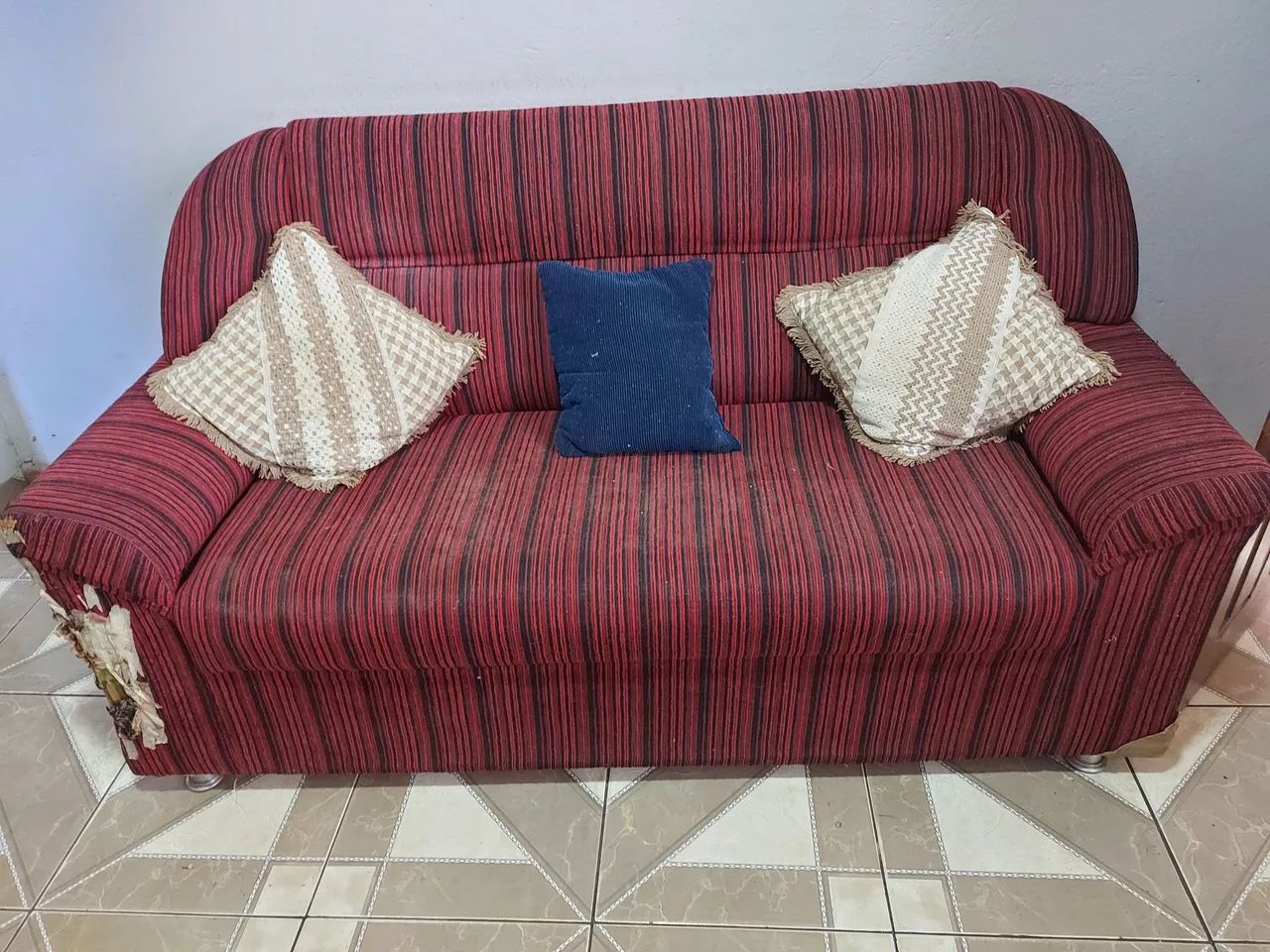 Vendo sofá de 3 e 2 lugares - Foto 5