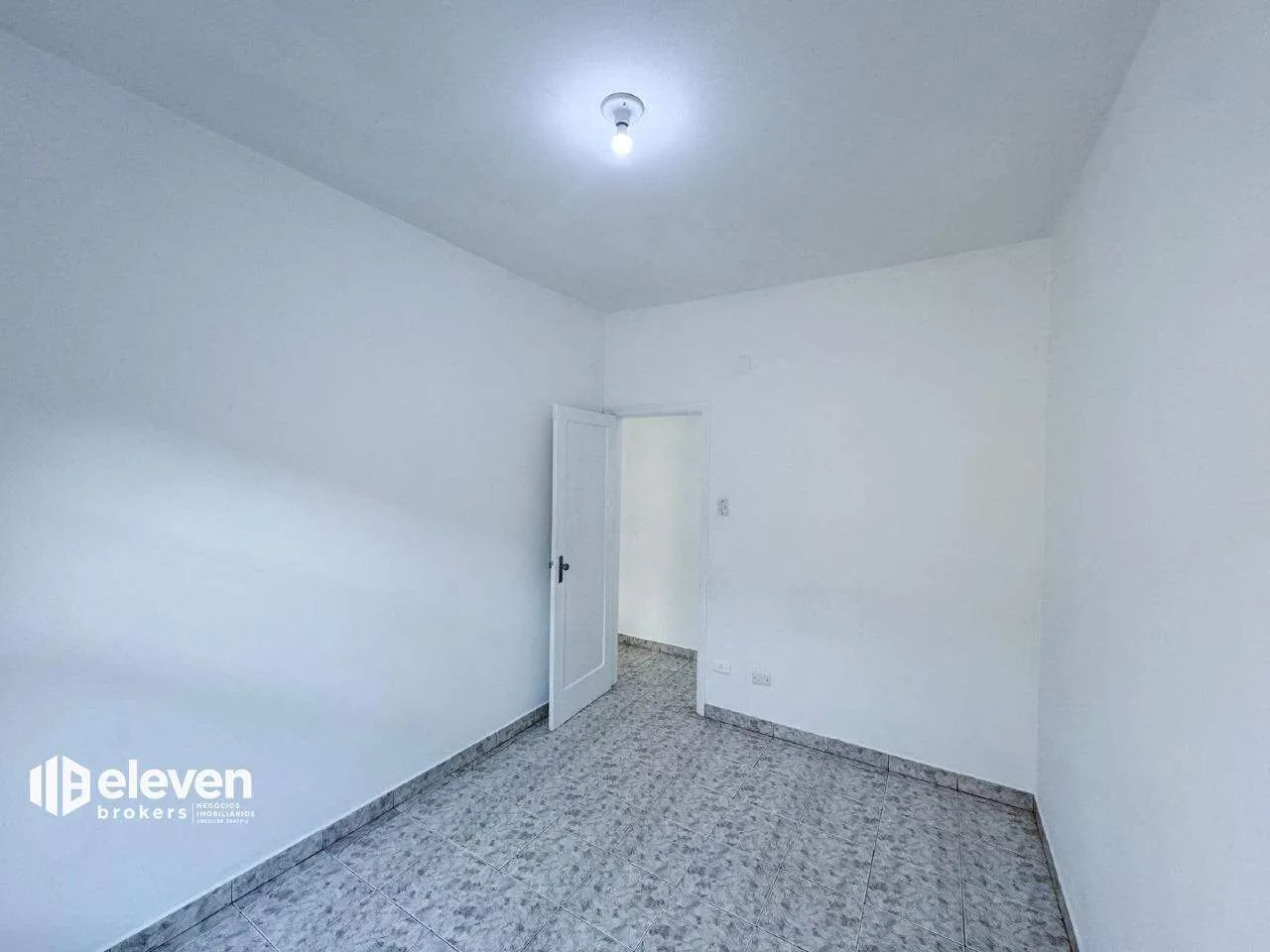 Apartamento para Alugar no Gonzaga | Frente | 2 Dorms | 1 Vaga | R$ 3.000,00 - Foto 5