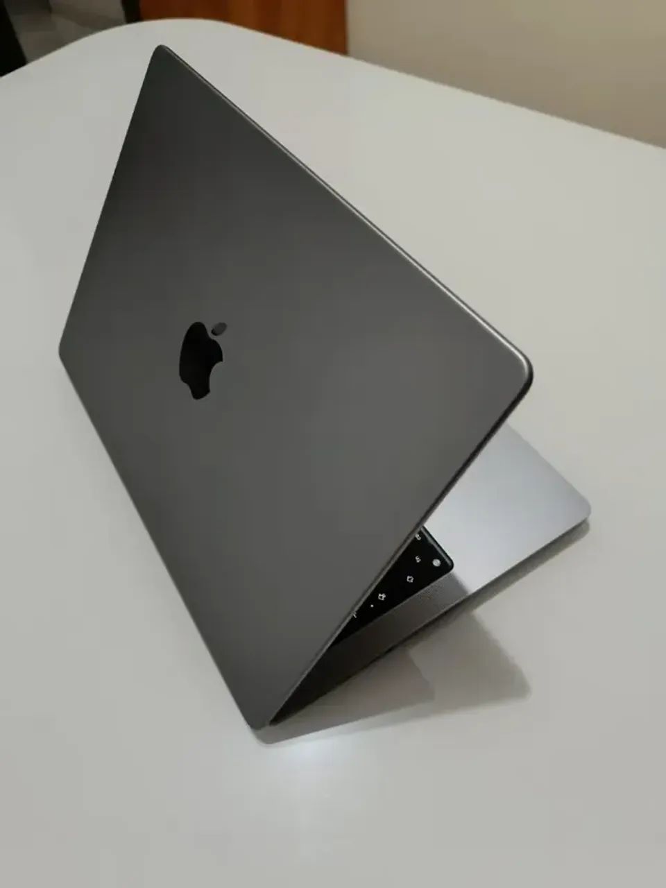 Macbook Pro M2 Pro 2023 14.2 Silver 16gb De Ram - 512gb Ssd (Usado) - Foto 4