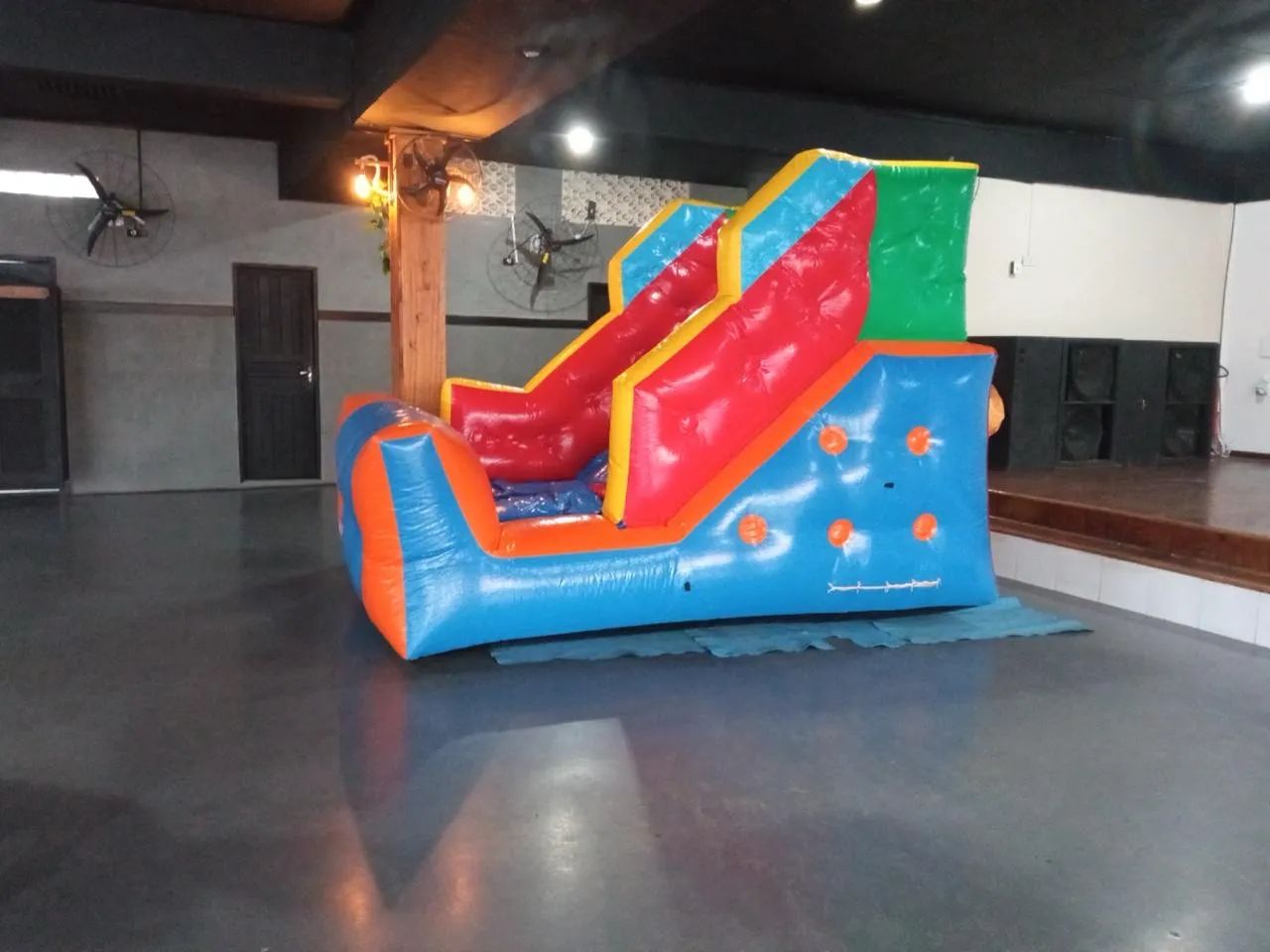 Mini Tobogã inflável !!! - Foto 2