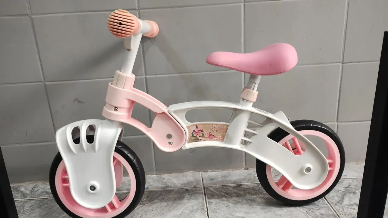 Bicicleta de equilíbrio feminina  - Foto 2