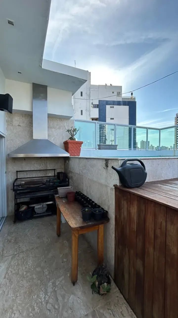 Excelente cobertura 4/4 2 suítes 220M² - Pituba - Foto 4