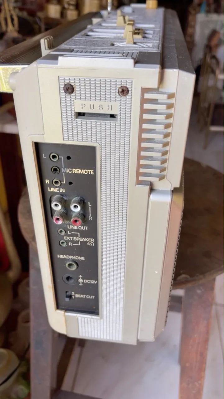 Lindo e antigo rádio poli vox  - Foto 4