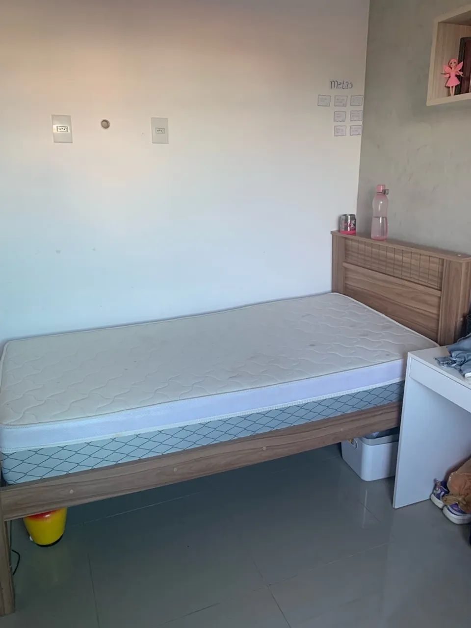 Cama solteirão 