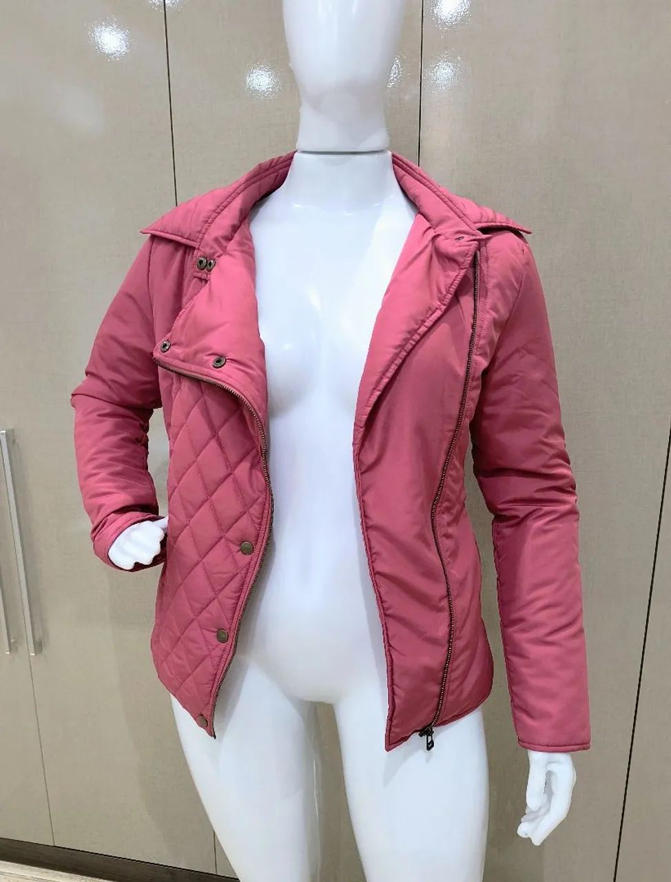 Jaqueta feminina com zíper frontal M  - Foto 5