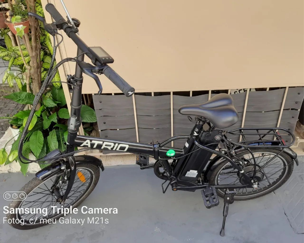 Bicicleta elétrica átrio Chicago BATERIA COM DEFEITO  - Foto 3