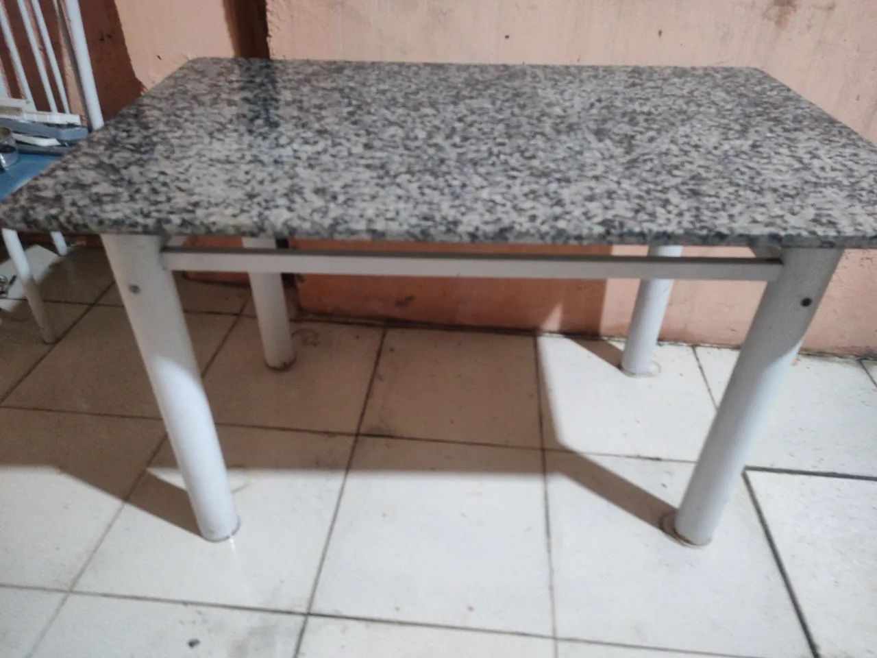 Mesa com tampo de granito  - Foto 3