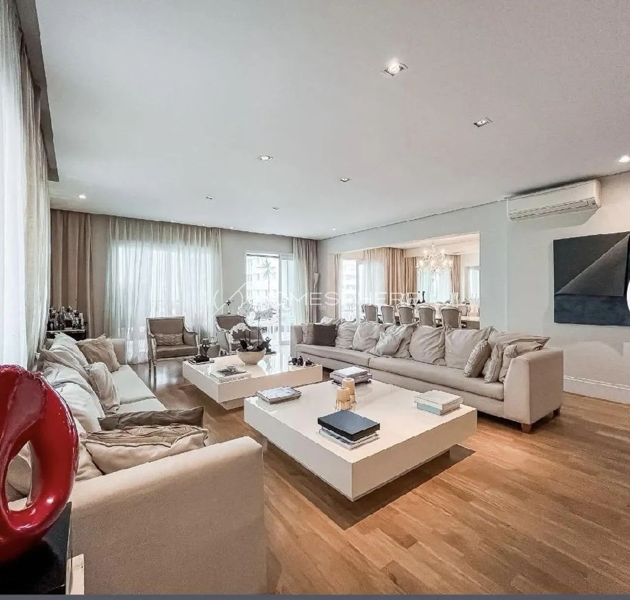 Apartamento Sofisticado| 304 m²| 3 suítes|4 vagas - Foto 3