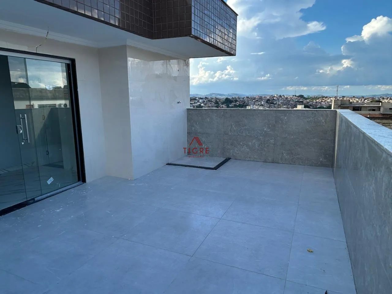 Excelente Cobertura 2 Quartos e Suíte no Bairro Cé - Foto 3