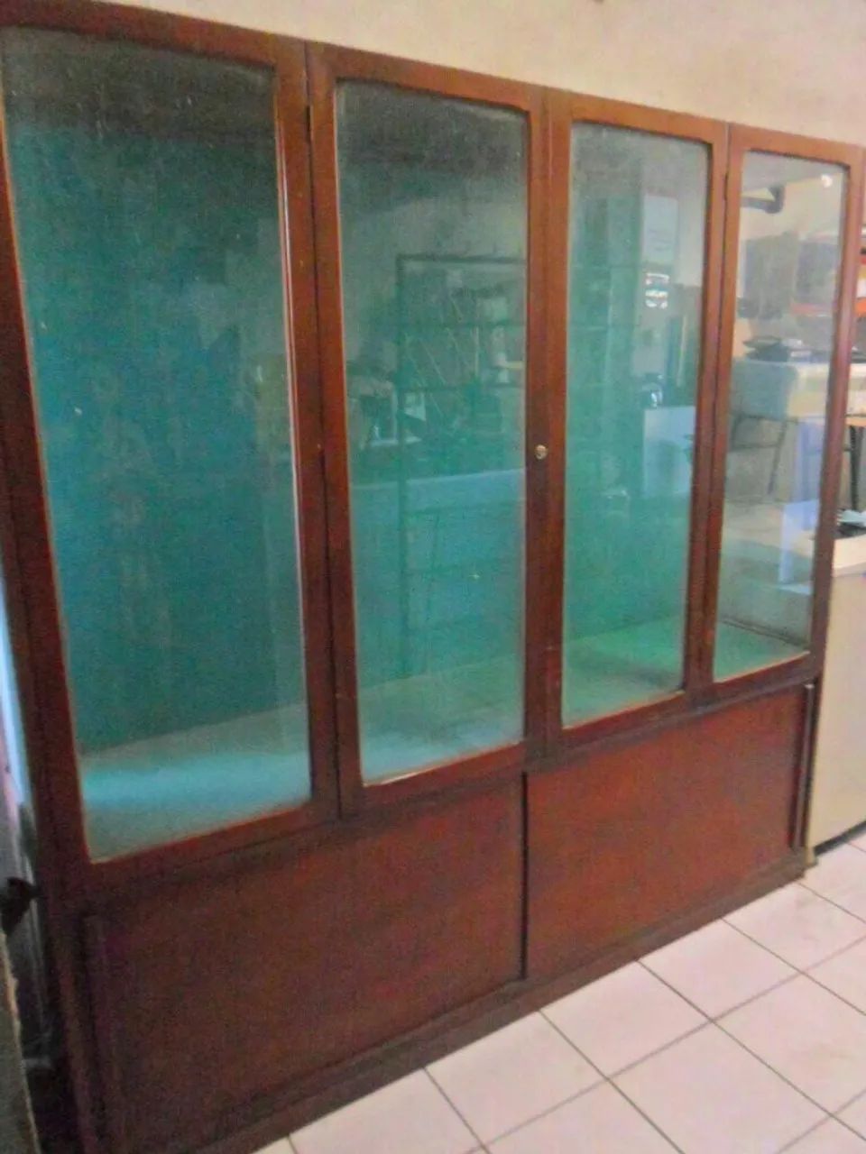 Cristaleira vitrine pra comércio. - Foto 2