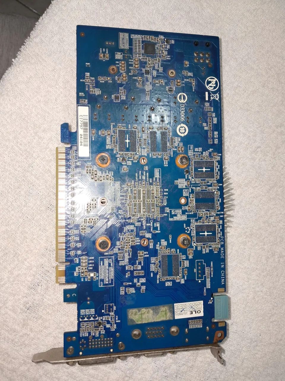 Placa de video Gigabyte 1GB c/ DEFEITO. - Foto 2