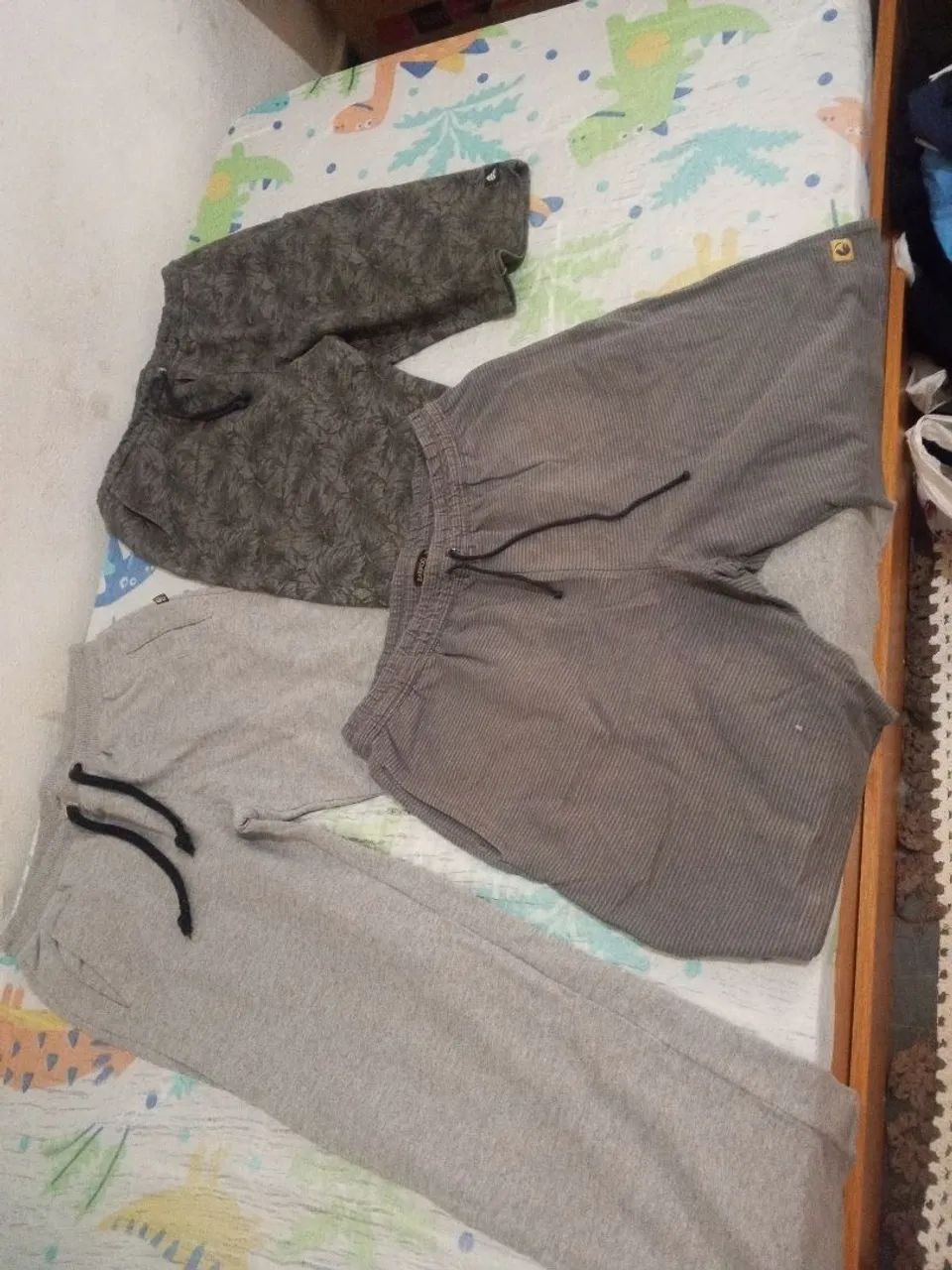 Lote de roupa masculina  - Foto 4