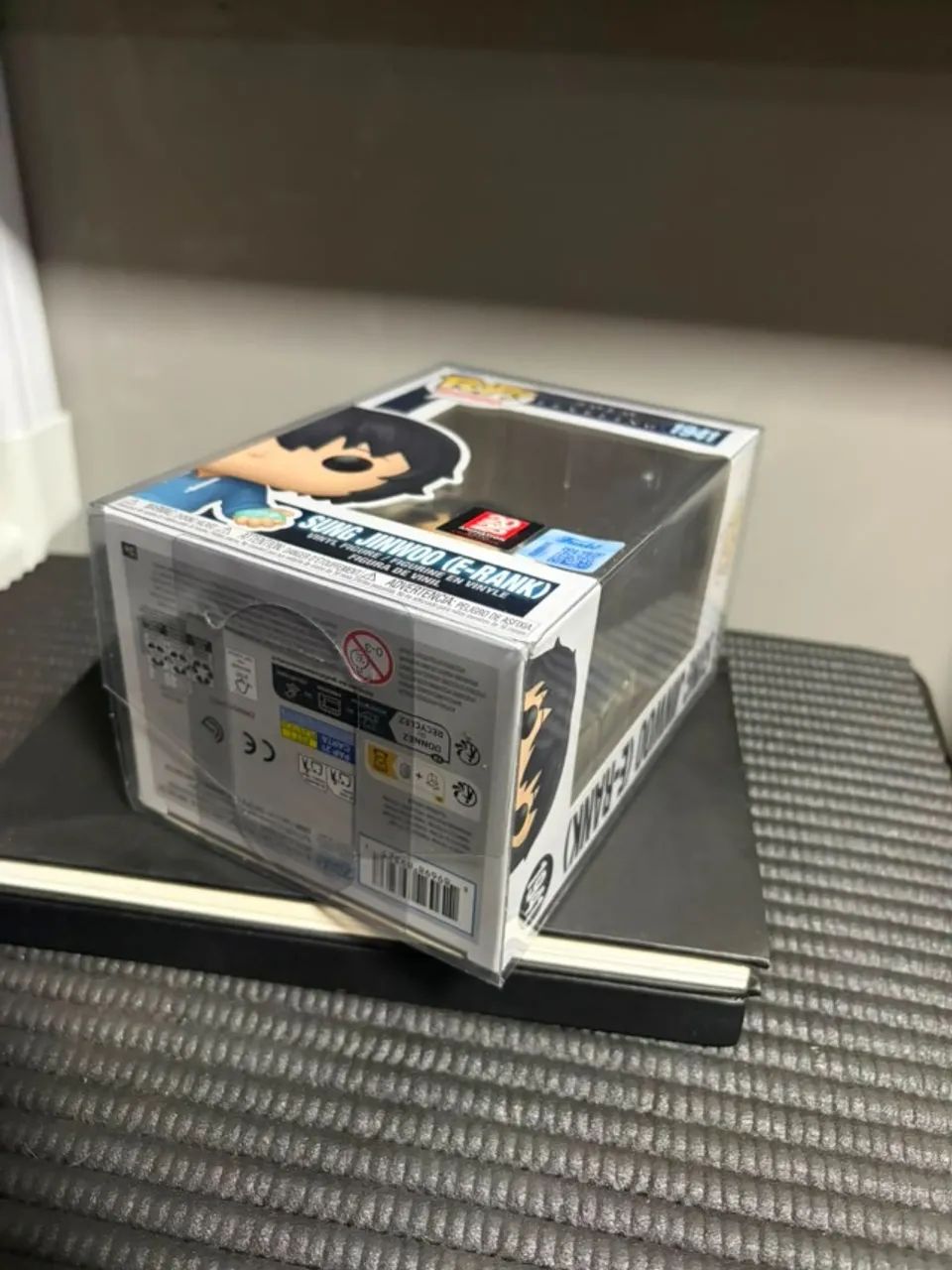 Funko Pop Sung Jinwoo (E-Rank) - Rank E - Solo Leveling - Brinde Protetor - Foto 2