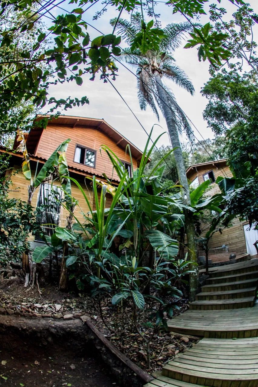 Terreno com 3 casas à venda na Armação do Pântano do Sul. - Foto 4